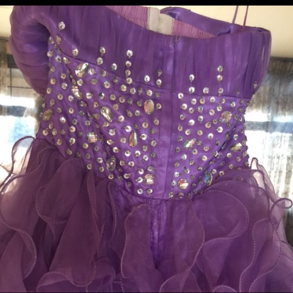 Purple ruffle hi-low gown - Picture 3 of 4